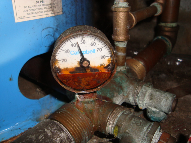 defective well pressure tank gauge